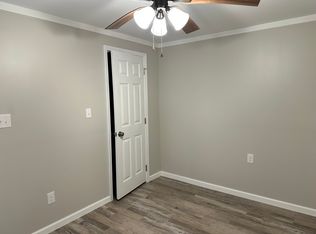 210 Manor Rd #B, Kingston, TN 37763