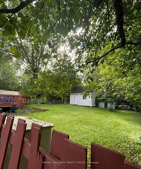 6876 Notre Dame St #B — Photo 30