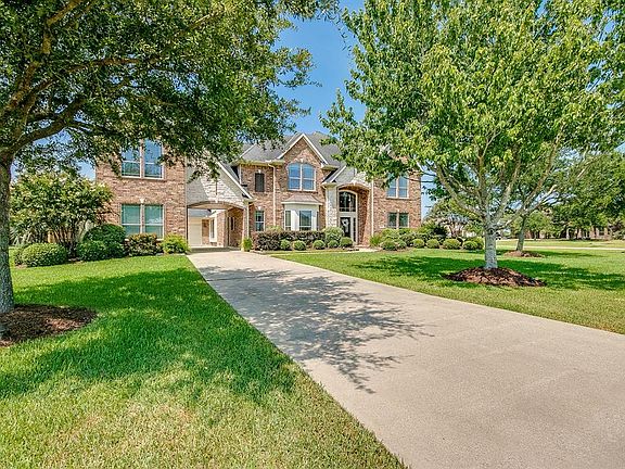 5th image of 3914 Rockpoint Cir