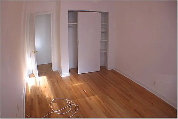 Rented by 4 Points Properties | media 60