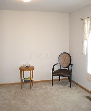 3rd image of 4864 Hanover Hill Ct