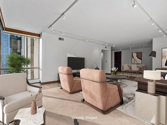 5th image of 100 E Bellevue Pl APT 29C