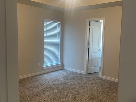 2nd image of 317 N Elgin Ave