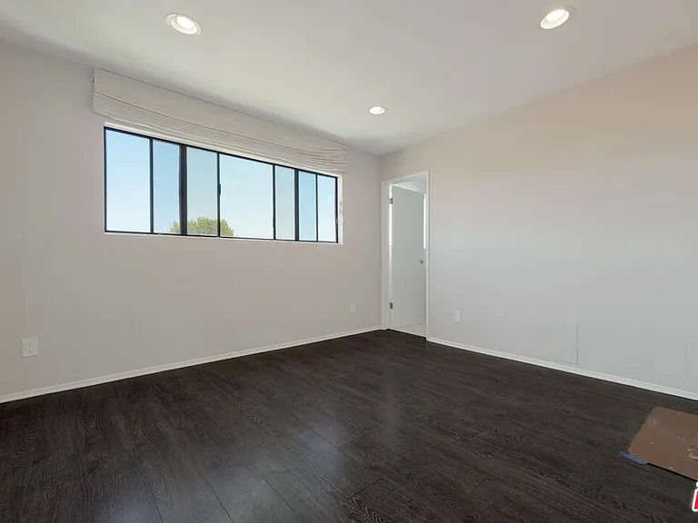 1502 Idaho Ave — Photo 18