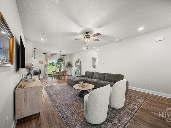 5th image of 207 Archer Road