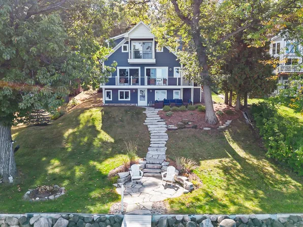 W2604 Oakwood Beach Road, Markesan, WI 53946