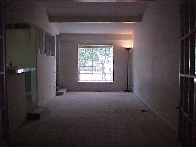 2nd image of 406 W Elm Street