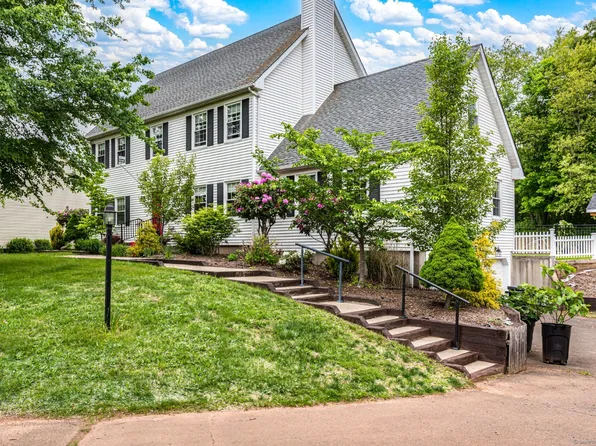 57 Harvard Court, Middletown, CT 06457