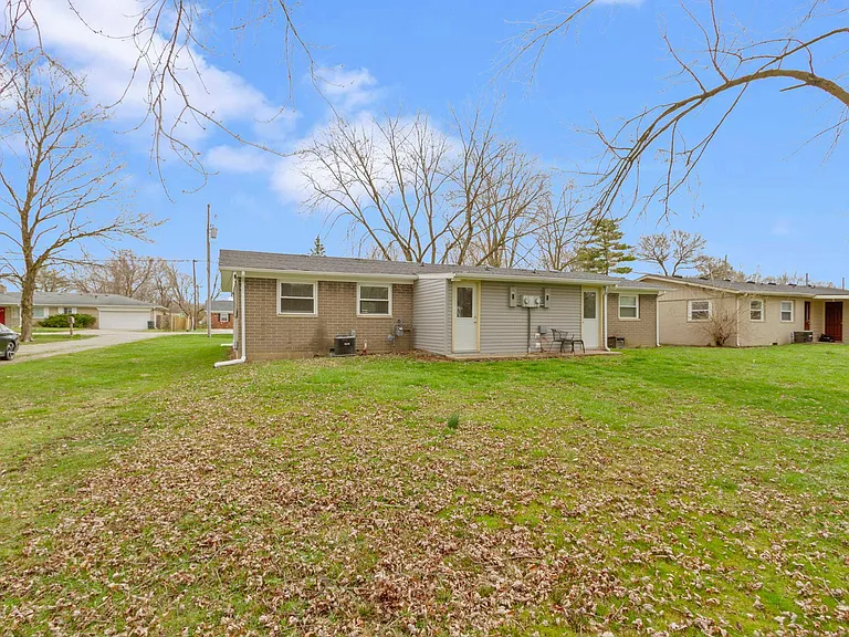10624 N Park Ave — Photo 16