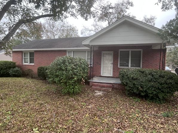 2722 Margaret Ct