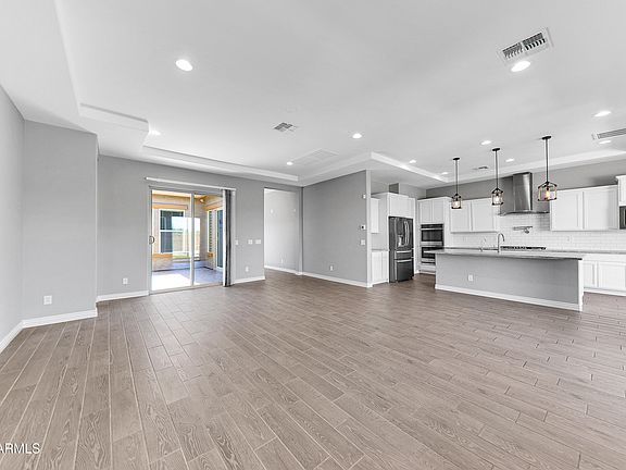 5th image of 10716 E THATCHER Avenue