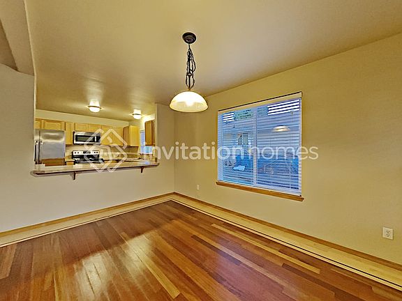 5th image of 3731 N Shirley St