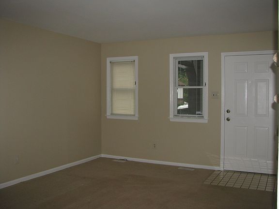 3rd image of 5409 Jenmatt Dr