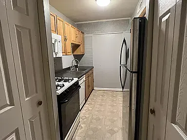 11238 Cherry Hill Rd #302 — Photo 10