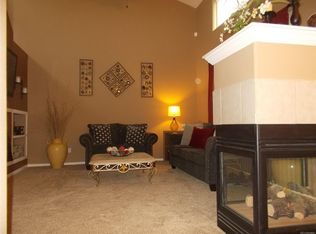 6928 W Chatfield Pl, Littleton, CO 80128