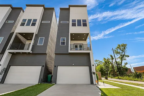 1602 Mary St Photo 1