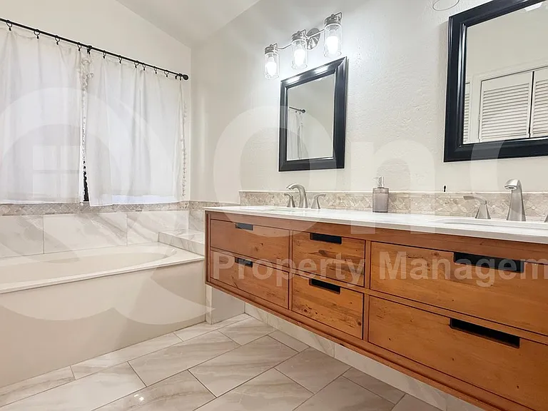1781 W Ivanhoe St — Photo 15
