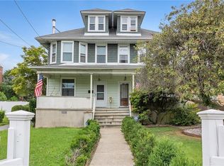 29 Trinity Pl, New Rochelle, NY 10805