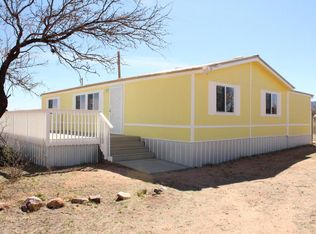 975 S Maverick Ln, Benson, AZ 85602