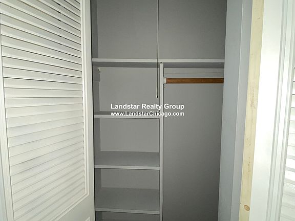 3rd image of 2828 N Cambridge Ave #315