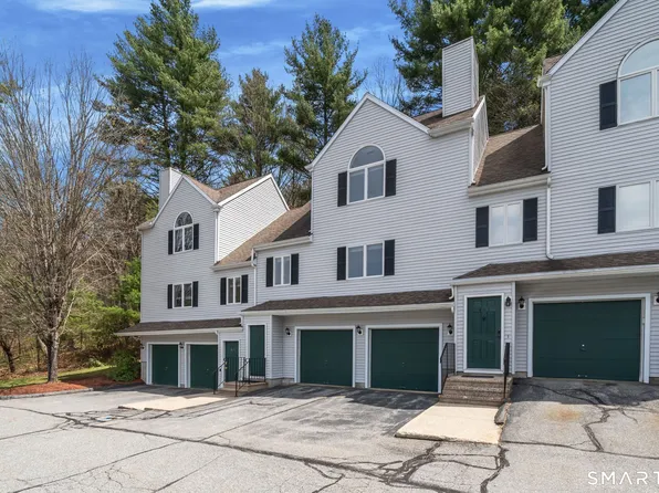 402 Whetstone Mills #402, Killingly, CT 06241