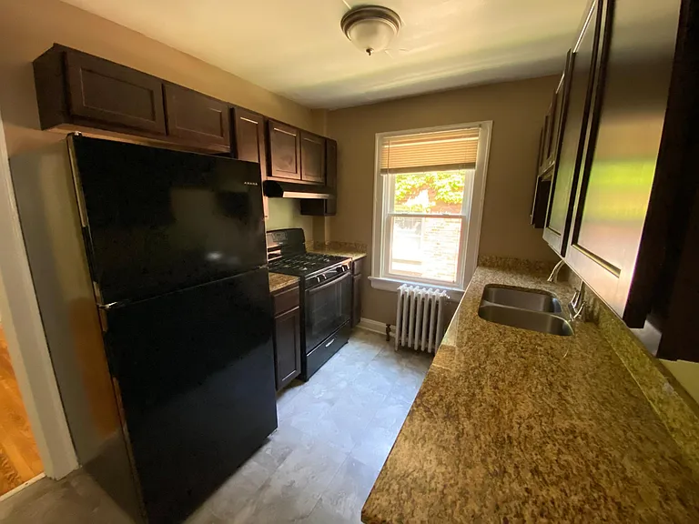 5144 Montgomery Rd #7 — Photo 5