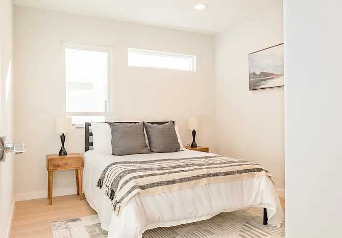 5244 Cleon Ave #5244 AND A HALF — Photo 14