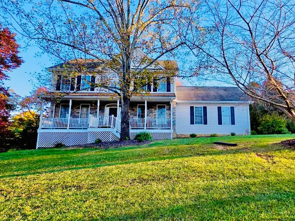 111 Downing St, Roanoke, VA 24019