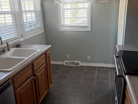 5th image of 319 McKinley Ave