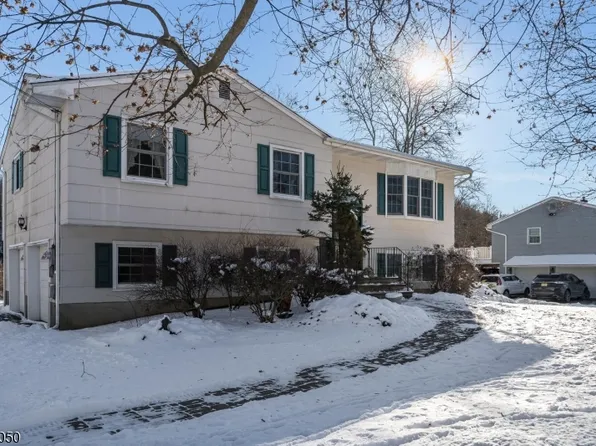 14 Longview Rd, Andover Twp., NJ 07860