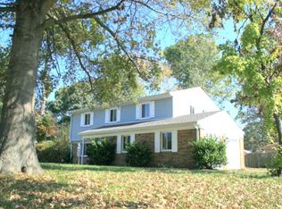 3912 Old Tree Ln, Virginia Beach, VA 23452