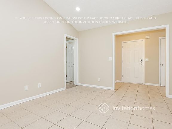 3rd image of 260 Dreamland Cir