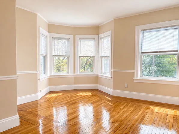 1732 Broad St Unit 2, Cranston, RI 02905