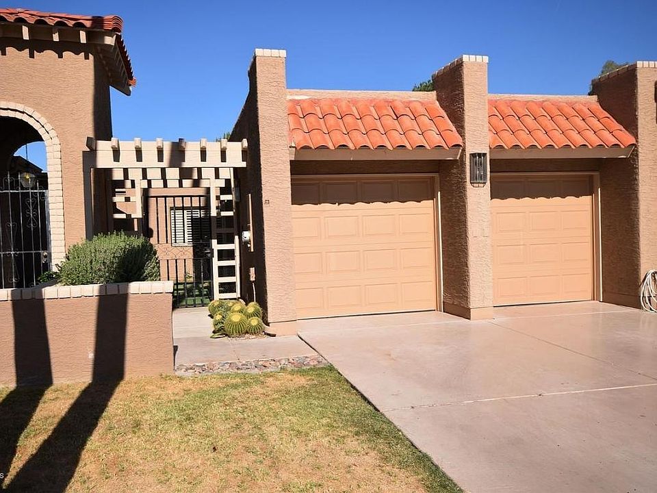 1st image of 25231 S Saddletree Dr