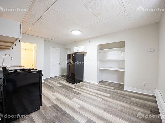 3rd image of 377 Union Ave #7