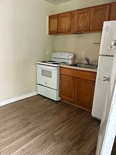 228 Main St