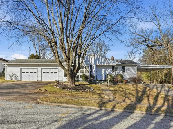411 Eastview Dr, Bedford, IN 47421