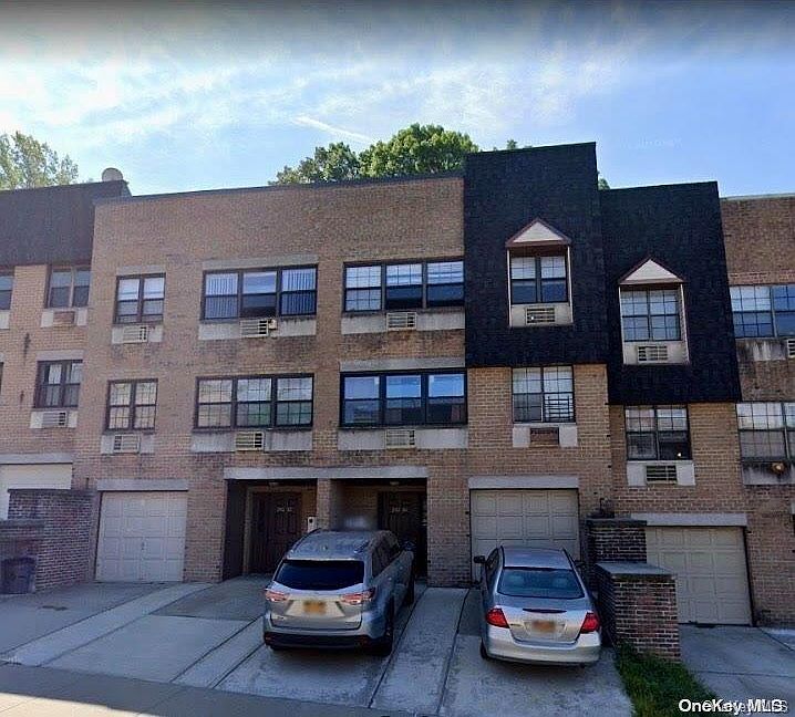 1st image of 240-30 70th Avenue #13C