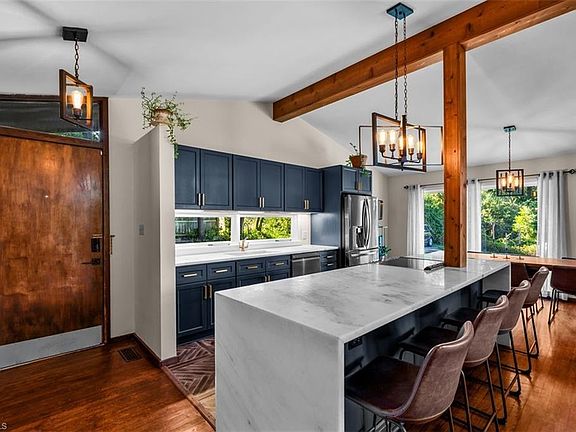 4th image of 3517 Bentbrook Dr