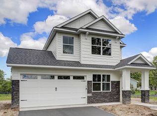 11458 W Laketowne Dr, Albertville, MN 55301