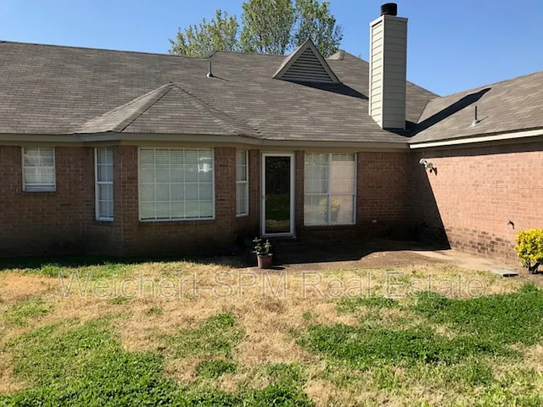 5616 Autumn Valley Dr — Photo 6
