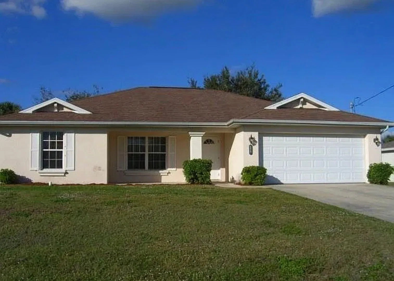 3 bedroom home for rent — Photo 1