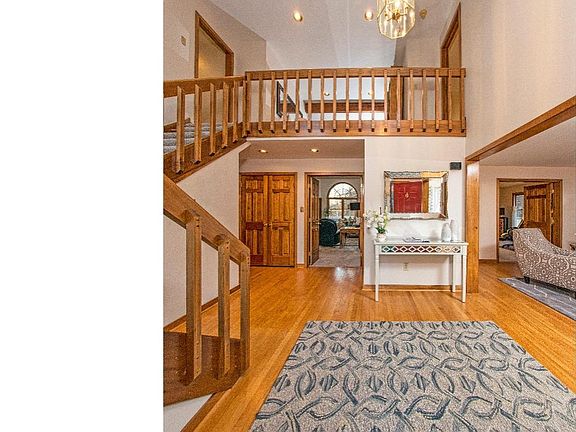 4th image of 461 Baneswood Cir