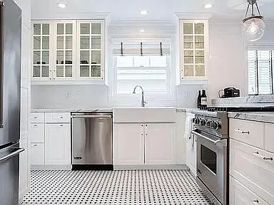 1216 N Ardmore Ave — Photo 17