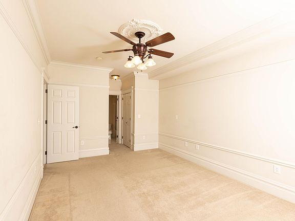 3rd image of 1247 Dolores St