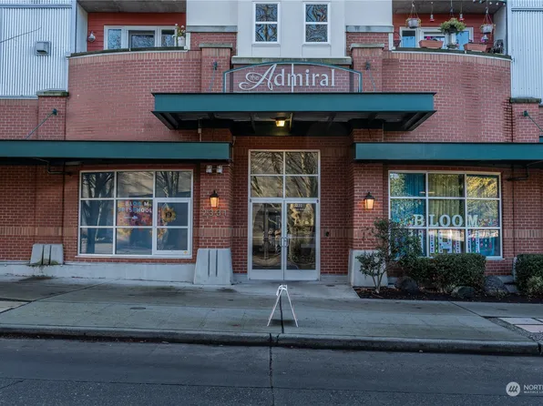 2331 42nd Avenue SW #312, Seattle, WA 98116