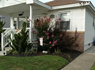 211 N Granville Ave, Margate, NJ 08402