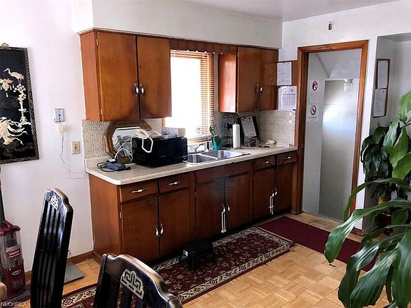 4th image of 4098 Ascot Ln