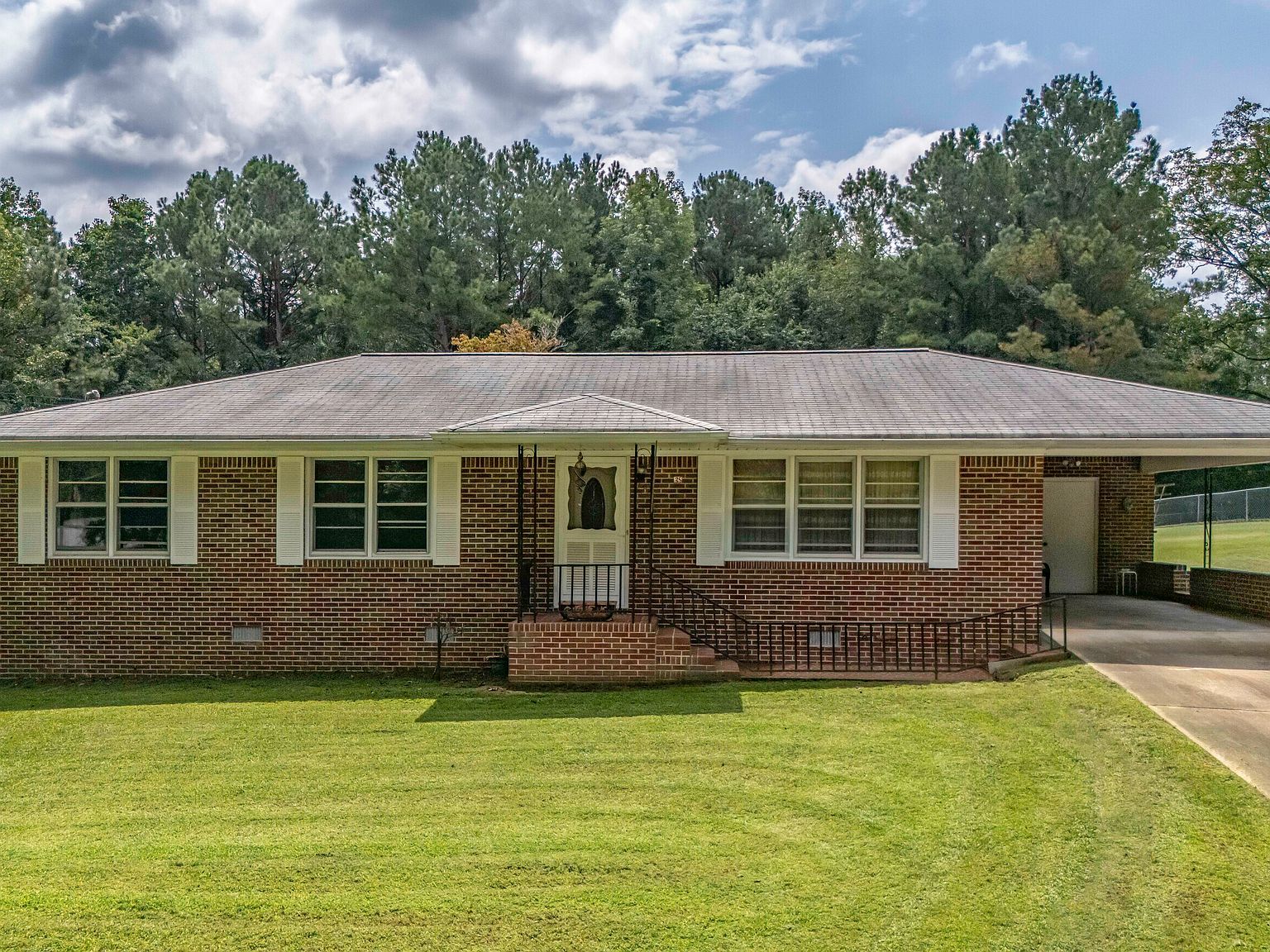 35 James St, Tallapoosa, GA 30176 | Zillow