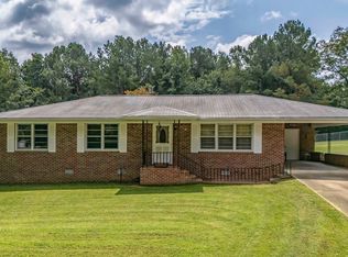 35 James St, Tallapoosa, GA 30176